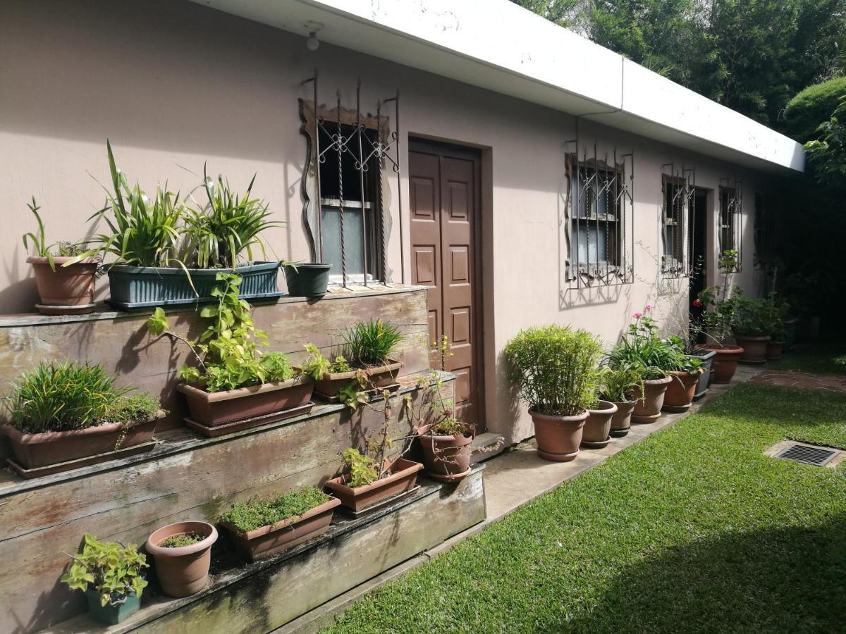 Casa Familiar La Arboleda Apartment Guatemala City Exterior photo